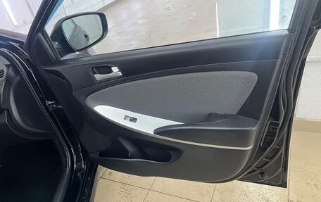 Hyundai Solaris II рестайлинг, 2011 год, 930 000 рублей, 22 фотография