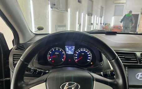 Hyundai Solaris II рестайлинг, 2011 год, 930 000 рублей, 30 фотография