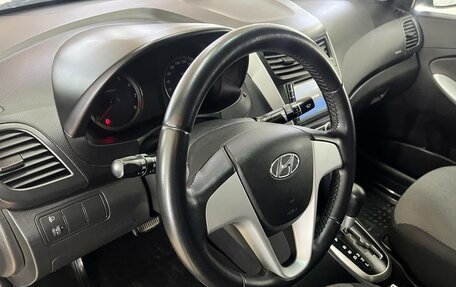 Hyundai Solaris II рестайлинг, 2011 год, 930 000 рублей, 35 фотография