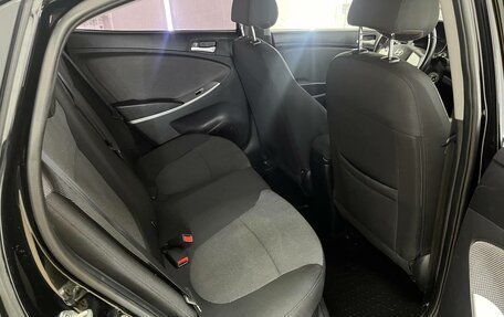 Hyundai Solaris II рестайлинг, 2011 год, 930 000 рублей, 37 фотография