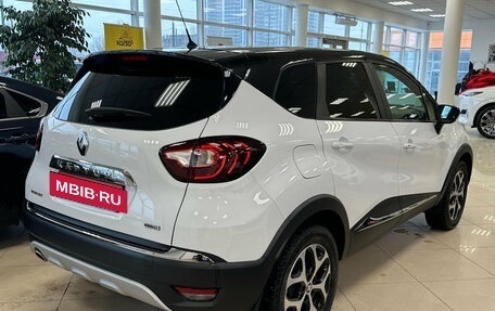 Renault Kaptur I рестайлинг, 2017 год, 1 590 000 рублей, 3 фотография