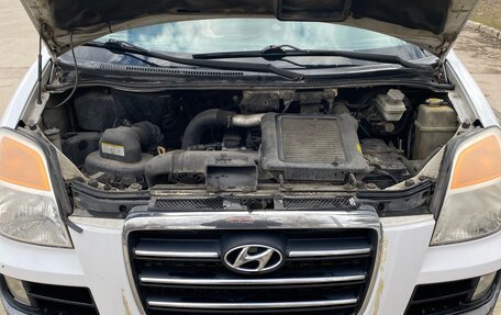 Hyundai Starex I рестайлинг, 2007 год, 500 000 рублей, 13 фотография