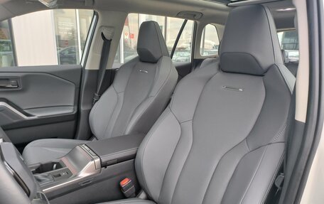 Toyota RAV4, 2025 год, 4 690 000 рублей, 37 фотография