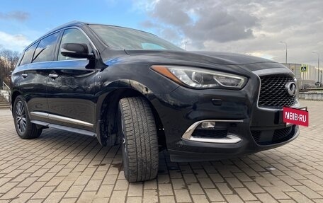 Infiniti QX60 I рестайлинг, 2017 год, 1 720 000 рублей, 11 фотография