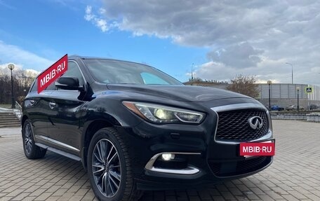 Infiniti QX60 I рестайлинг, 2017 год, 1 720 000 рублей, 5 фотография
