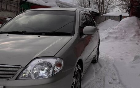 Toyota Corolla, 2001 год, 690 000 рублей, 3 фотография