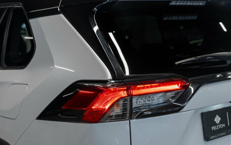 Toyota RAV4, 2022 год, 3 800 000 рублей, 24 фотография