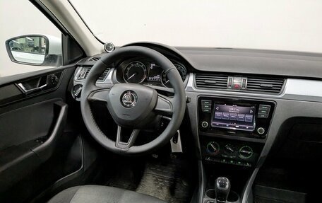 Skoda Rapid I, 2019 год, 720 000 рублей, 10 фотография