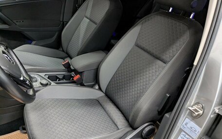 Volkswagen Tiguan II, 2020 год, 2 700 000 рублей, 11 фотография