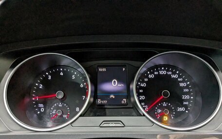 Volkswagen Tiguan II, 2020 год, 2 700 000 рублей, 2 фотография