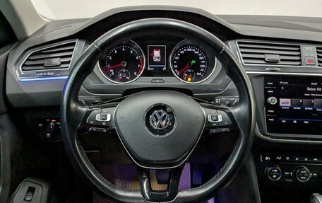 Volkswagen Tiguan II, 2020 год, 2 700 000 рублей, 17 фотография