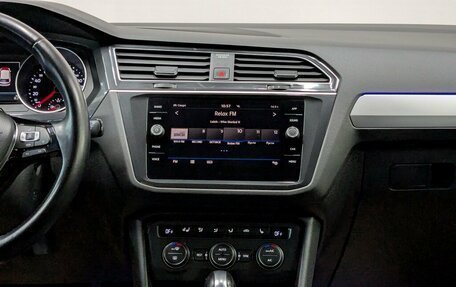 Volkswagen Tiguan II, 2020 год, 2 700 000 рублей, 15 фотография