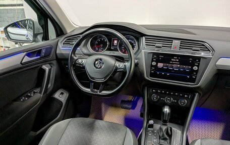 Volkswagen Tiguan II, 2020 год, 2 700 000 рублей, 16 фотография