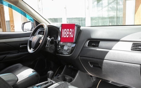 Mitsubishi Outlander III рестайлинг 3, 2013 год, 1 475 000 рублей, 13 фотография