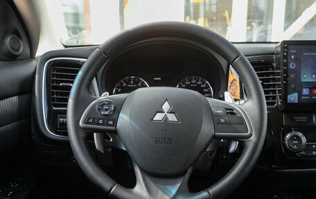 Mitsubishi Outlander III рестайлинг 3, 2013 год, 1 475 000 рублей, 20 фотография