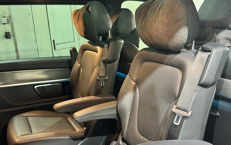 Mercedes-Benz V-Класс, 2023 год, 10 000 000 рублей, 1 фотография