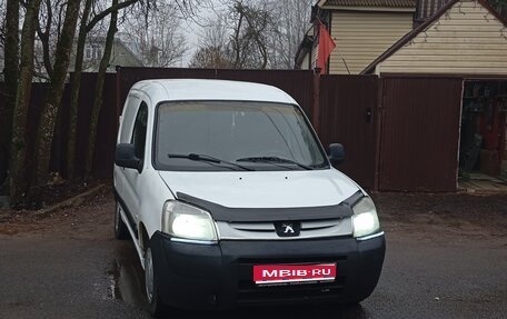 Peugeot Partner II рестайлинг 2, 2010 год, 335 000 рублей, 1 фотография