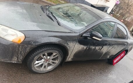 Dodge Stratus II, 2002 год, 300 000 рублей, 1 фотография