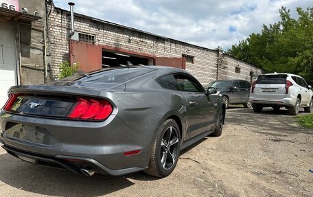 Ford Mustang VI рестайлинг, 2022 год, 4 500 000 рублей, 5 фотография