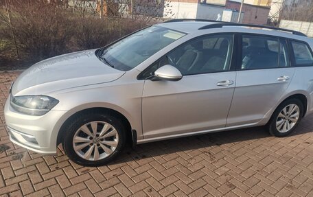 Volkswagen Golf VII, 2019 год, 1 360 000 рублей, 4 фотография