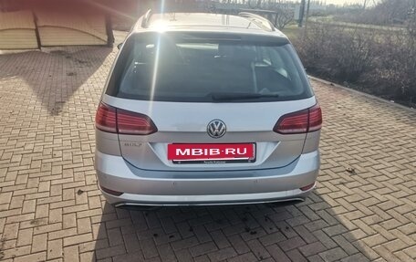 Volkswagen Golf VII, 2019 год, 1 360 000 рублей, 5 фотография