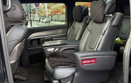 Mercedes-Benz V-Класс, 2023 год, 10 000 000 рублей, 8 фотография