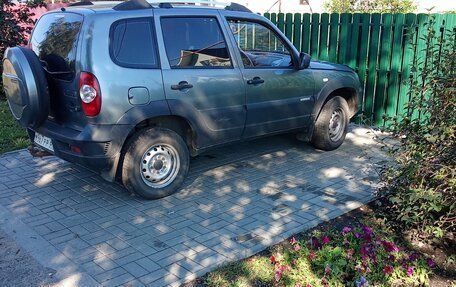 Chevrolet Niva I рестайлинг, 2012 год, 370 000 рублей, 2 фотография