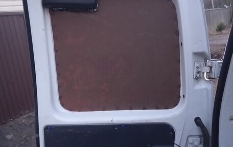 Peugeot Partner II рестайлинг 2, 2010 год, 335 000 рублей, 13 фотография