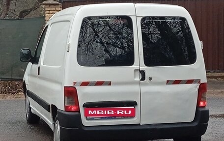 Peugeot Partner II рестайлинг 2, 2010 год, 335 000 рублей, 9 фотография