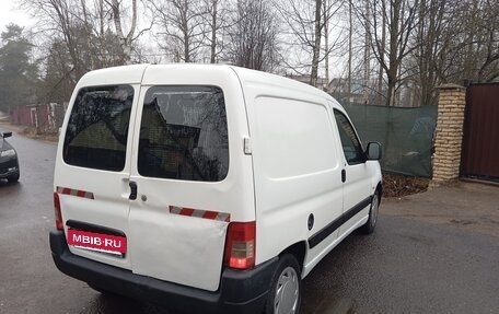 Peugeot Partner II рестайлинг 2, 2010 год, 335 000 рублей, 7 фотография