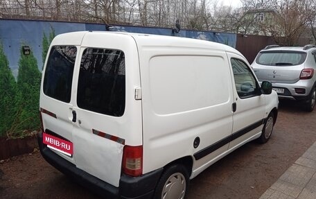 Peugeot Partner II рестайлинг 2, 2010 год, 335 000 рублей, 23 фотография