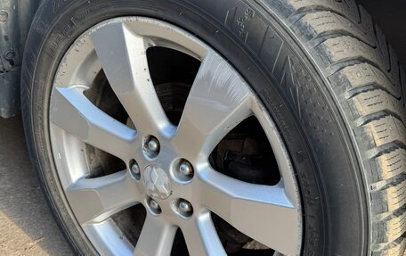 Mitsubishi Outlander III рестайлинг 3, 2012 год, 1 000 000 рублей, 15 фотография