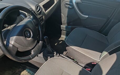 Renault Logan I, 2012 год, 570 000 рублей, 4 фотография