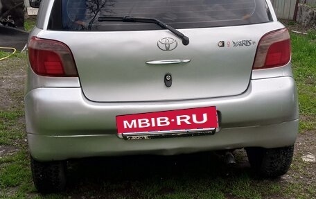 Toyota Yaris I рестайлинг, 1999 год, 320 000 рублей, 4 фотография