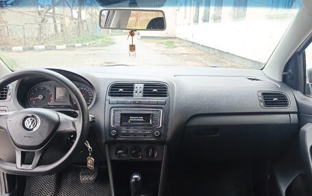 Volkswagen Polo VI (EU Market), 2017 год, 910 000 рублей, 5 фотография