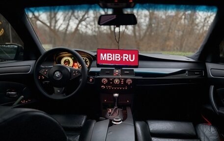 BMW 5 серия, 2004 год, 1 100 000 рублей, 13 фотография