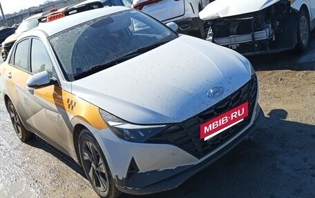 Hyundai Elantra, 2023 год, 1 748 000 рублей, 2 фотография