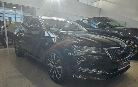 Skoda Superb III рестайлинг, 2025 год, 3 310 000 рублей, 15 фотография