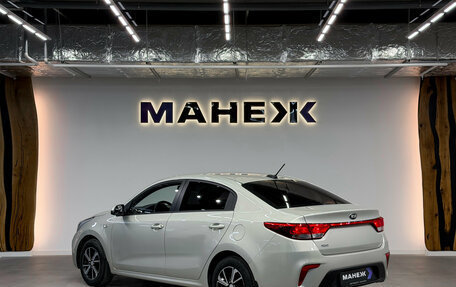 KIA Rio IV, 2018 год, 1 350 000 рублей, 4 фотография