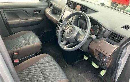 Toyota Roomy I, 2021 год, 996 505 рублей, 2 фотография