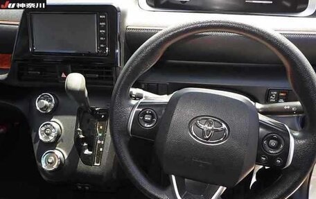 Toyota Sienta II, 2019 год, 1 250 505 рублей, 6 фотография