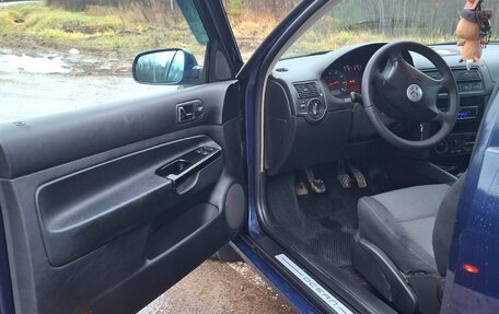 Volkswagen Golf IV, 2003 год, 300 000 рублей, 5 фотография