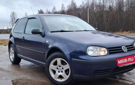 Volkswagen Golf IV, 2003 год, 300 000 рублей, 2 фотография