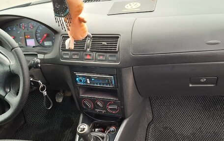 Volkswagen Golf IV, 2003 год, 300 000 рублей, 11 фотография