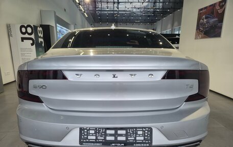 Volvo S90 II рестайлинг, 2017 год, 2 480 000 рублей, 13 фотография