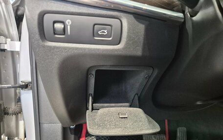 Volvo S90 II рестайлинг, 2017 год, 2 480 000 рублей, 30 фотография