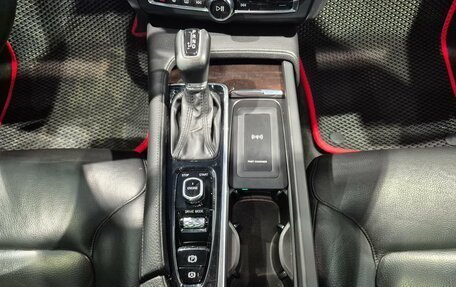 Volvo S90 II рестайлинг, 2017 год, 2 480 000 рублей, 25 фотография