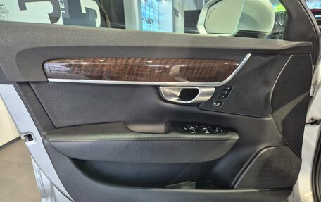 Volvo S90 II рестайлинг, 2017 год, 2 480 000 рублей, 39 фотография