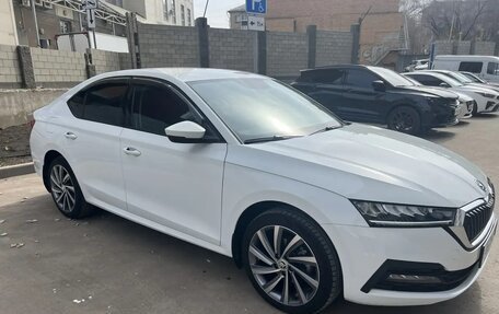 Skoda Octavia IV, 2021 год, 2 450 000 рублей, 2 фотография