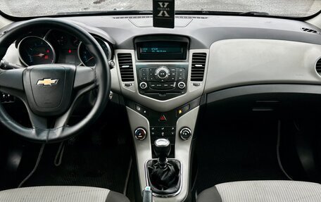 Chevrolet Cruze II, 2012 год, 549 999 рублей, 9 фотография